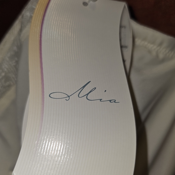 Amoena Mia Adriana Unpadded Underwire Beige Bra Lingerie Women's #7230 36DDD NWT - Picture 5 of 9